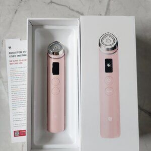 SOLD Medicube Age R booster pro_ like new